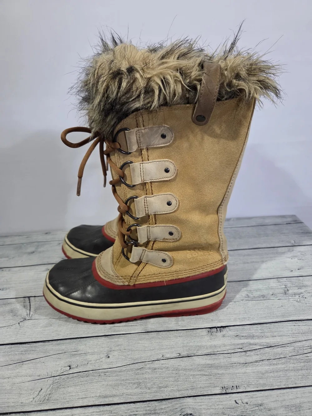 Sorel Women's Joan of Arctic Winter Boots Size 9